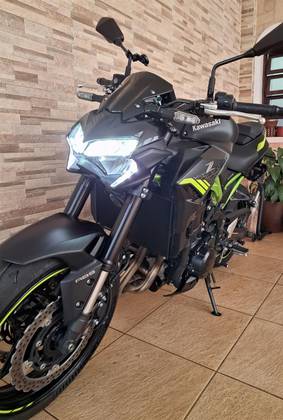 KAWASAKI Z900 KAWASAKI Z900